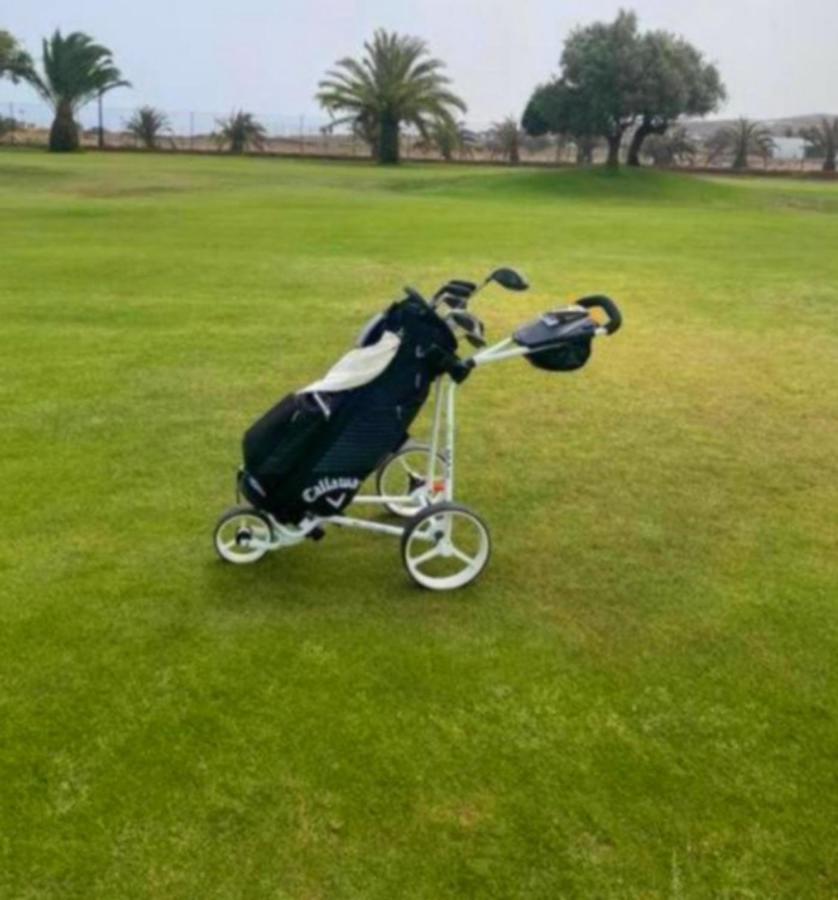 Green View Luxury Appartment In New Complex Pueblo Majorero Next To Golf Course 5 Min Walk From The Beach And Atlantico Shopping Centre In Caleta De Fuste Next To Cassino And Elba Sara Hotel 2 Bedrooms 2 Bathrooms Huge Terace! エクステリア 写真