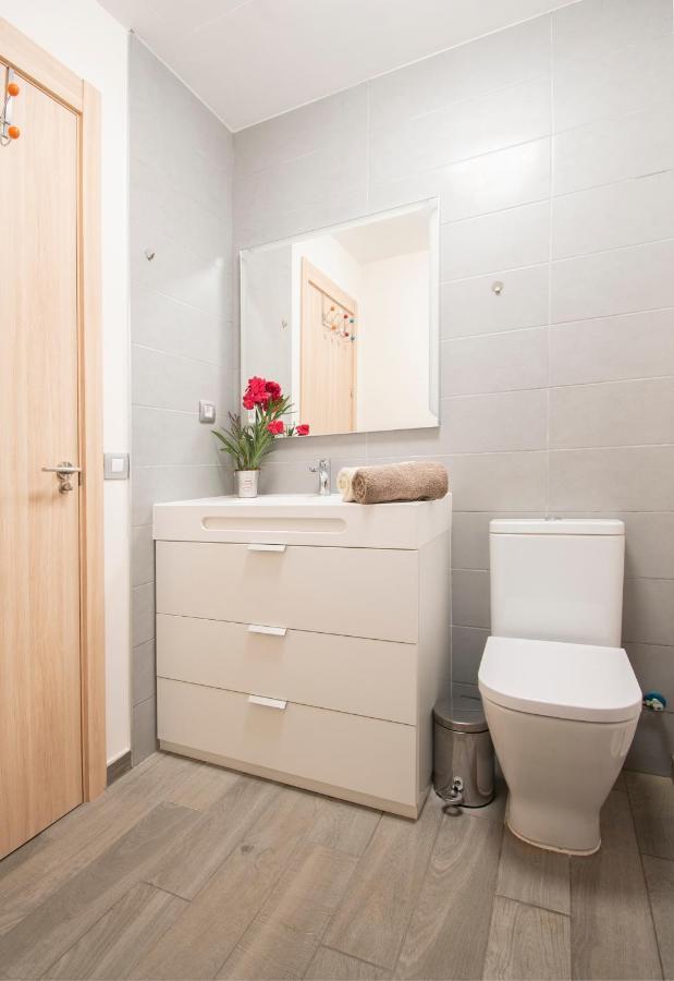 Green View Luxury Appartment In New Complex Pueblo Majorero Next To Golf Course 5 Min Walk From The Beach And Atlantico Shopping Centre In Caleta De Fuste Next To Cassino And Elba Sara Hotel 2 Bedrooms 2 Bathrooms Huge Terace! エクステリア 写真