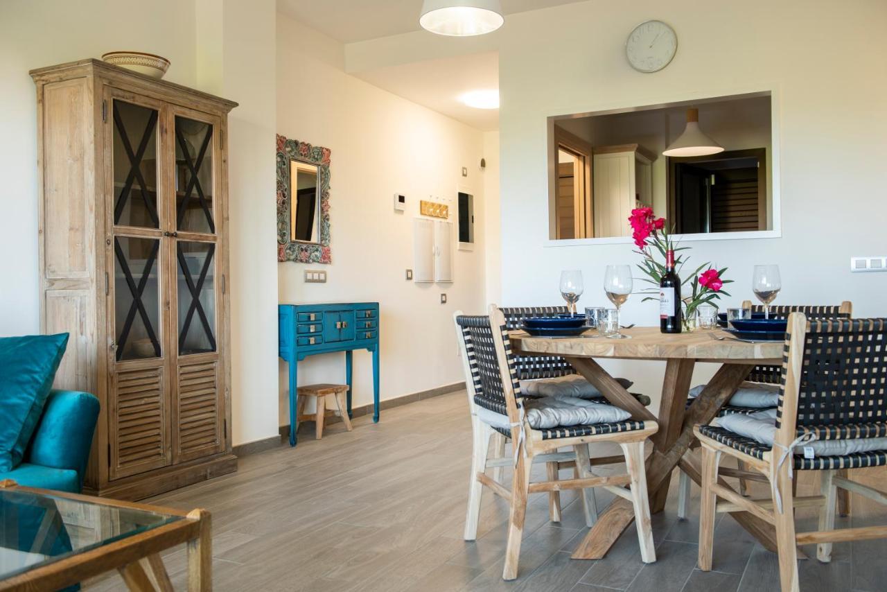 Green View Luxury Appartment In New Complex Pueblo Majorero Next To Golf Course 5 Min Walk From The Beach And Atlantico Shopping Centre In Caleta De Fuste Next To Cassino And Elba Sara Hotel 2 Bedrooms 2 Bathrooms Huge Terace! エクステリア 写真
