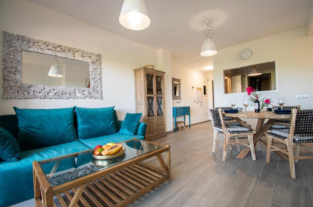 Green View Luxury Appartment In New Complex Pueblo Majorero Next To Golf Course 5 Min Walk From The Beach And Atlantico Shopping Centre In Caleta De Fuste Next To Cassino And Elba Sara Hotel 2 Bedrooms 2 Bathrooms Huge Terace! エクステリア 写真