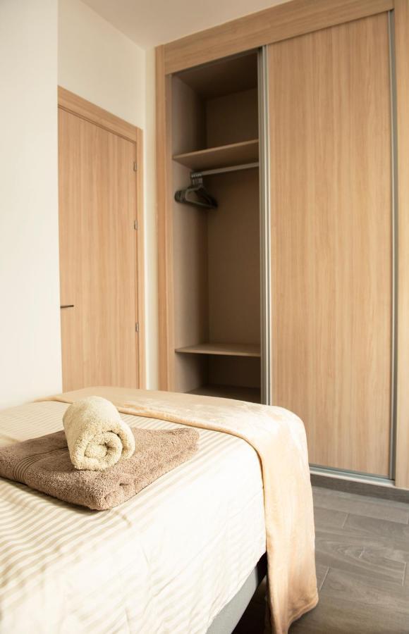Green View Luxury Appartment In New Complex Pueblo Majorero Next To Golf Course 5 Min Walk From The Beach And Atlantico Shopping Centre In Caleta De Fuste Next To Cassino And Elba Sara Hotel 2 Bedrooms 2 Bathrooms Huge Terace! エクステリア 写真