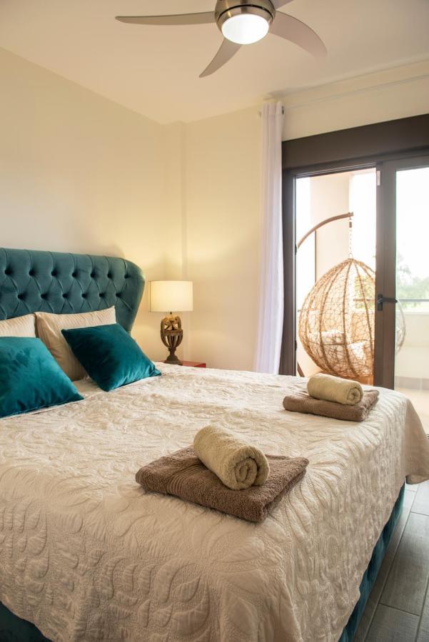 Green View Luxury Appartment In New Complex Pueblo Majorero Next To Golf Course 5 Min Walk From The Beach And Atlantico Shopping Centre In Caleta De Fuste Next To Cassino And Elba Sara Hotel 2 Bedrooms 2 Bathrooms Huge Terace! エクステリア 写真